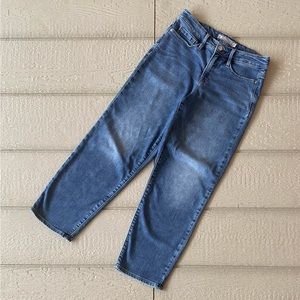 Athleta Sculptek Slim Straight Jeans